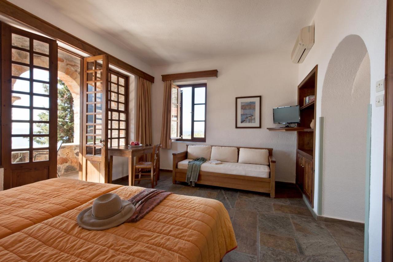 Kalamitsi Hotel Kardamyli Exterior foto